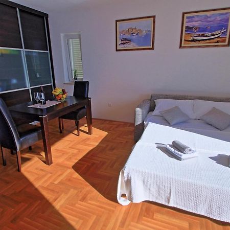 Studio Apartman Luka เซนญ์ ภายนอก รูปภาพ