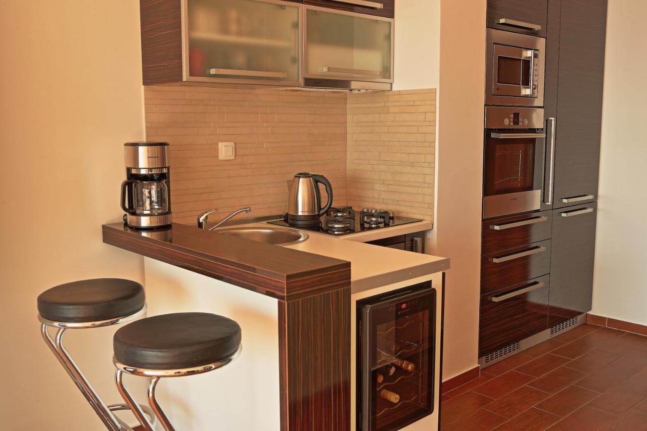 Studio Apartman Luka เซนญ์ ภายนอก รูปภาพ